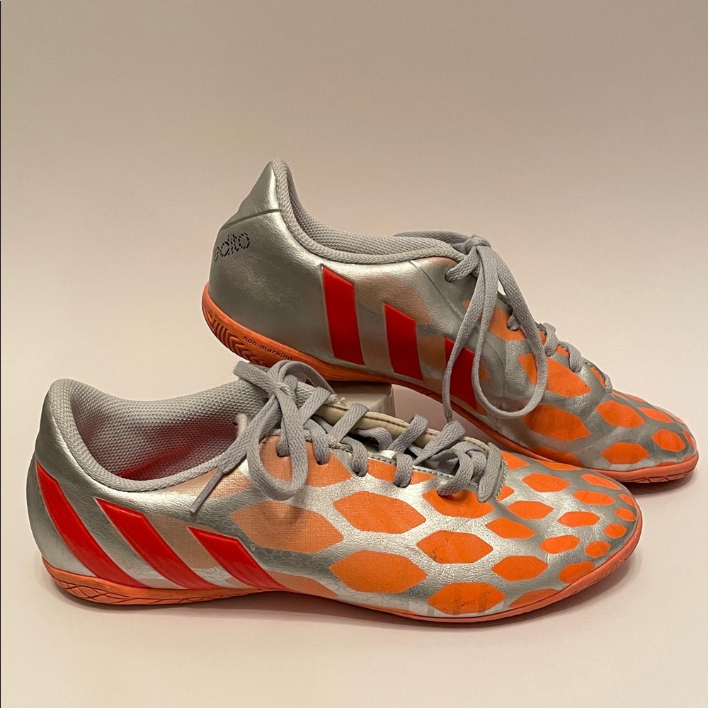 ADIDAS PREDITO Women’s Silver Red & Vibrant Orange Soccer Shoes Sports Athletic